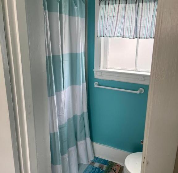 Дом 1 Спальня, Pine View Lodge
