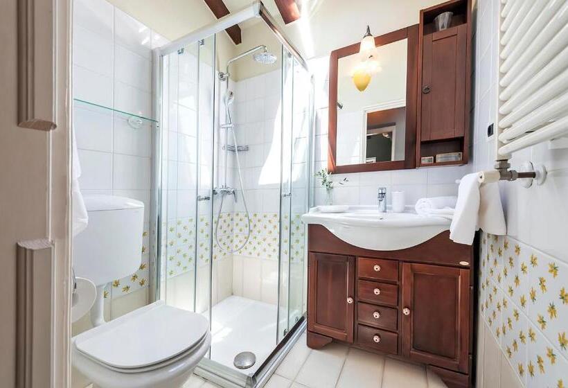 اتاق سوپریور با تخت بزرگ, Villa Orh