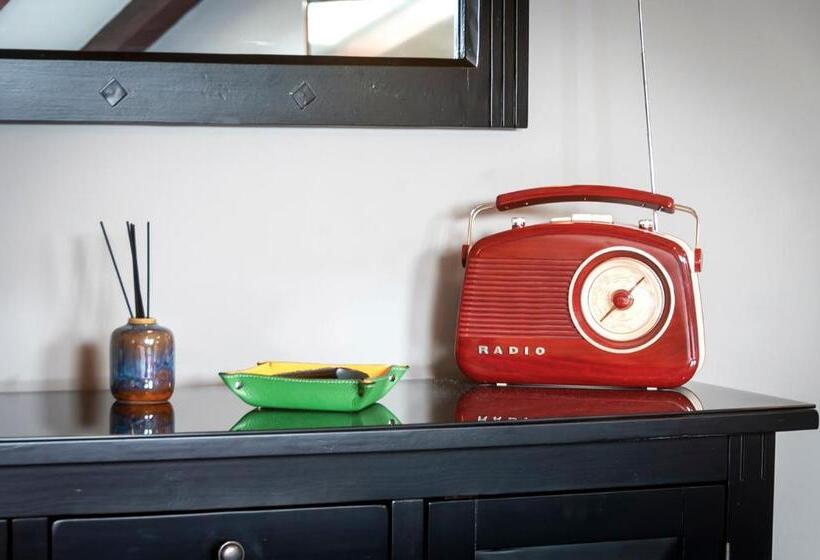 اتاق سوپریور با تخت بزرگ, Villa Orh