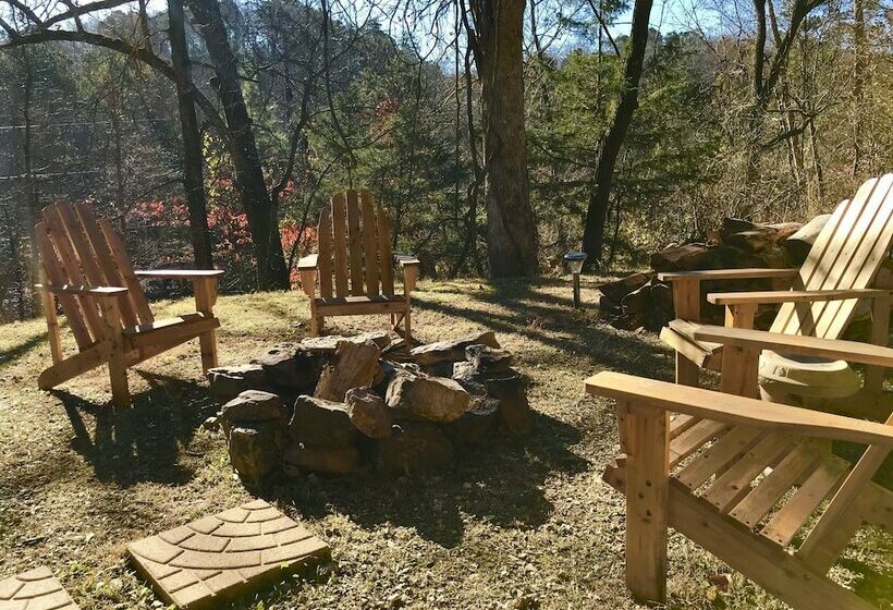 בית, 2 חדרי שינה, Eureka Zen Cottages