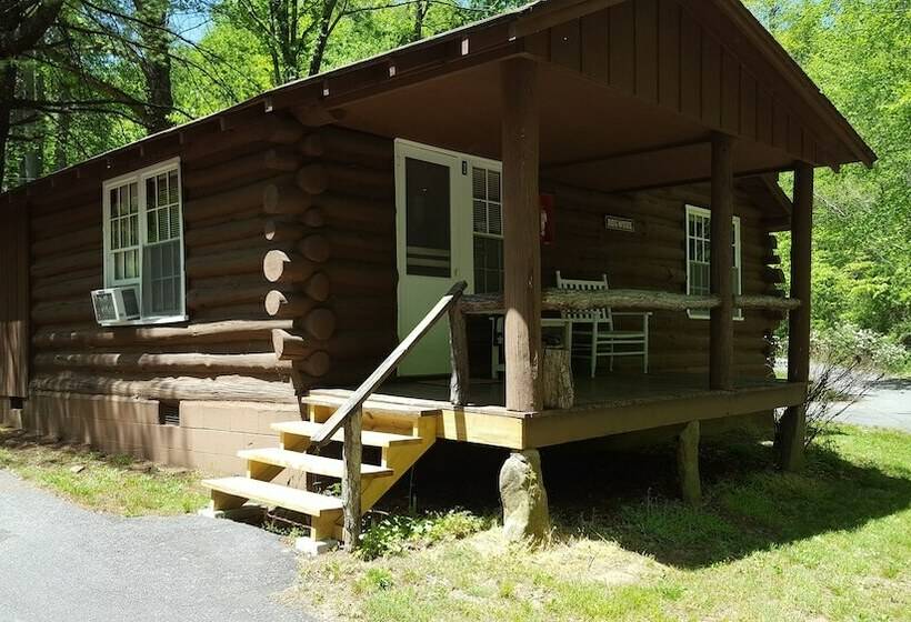Хижина, Pisgah View Ranch