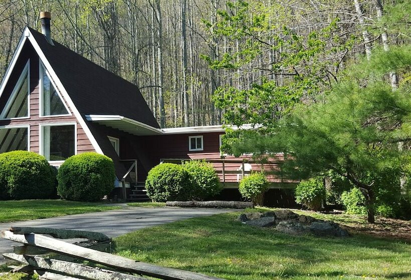 小室, Pisgah View Ranch