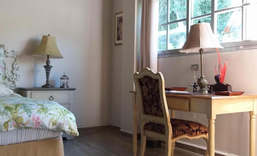 Люкс Deluxe Кровать Кинг, Schumann S Resort & Park