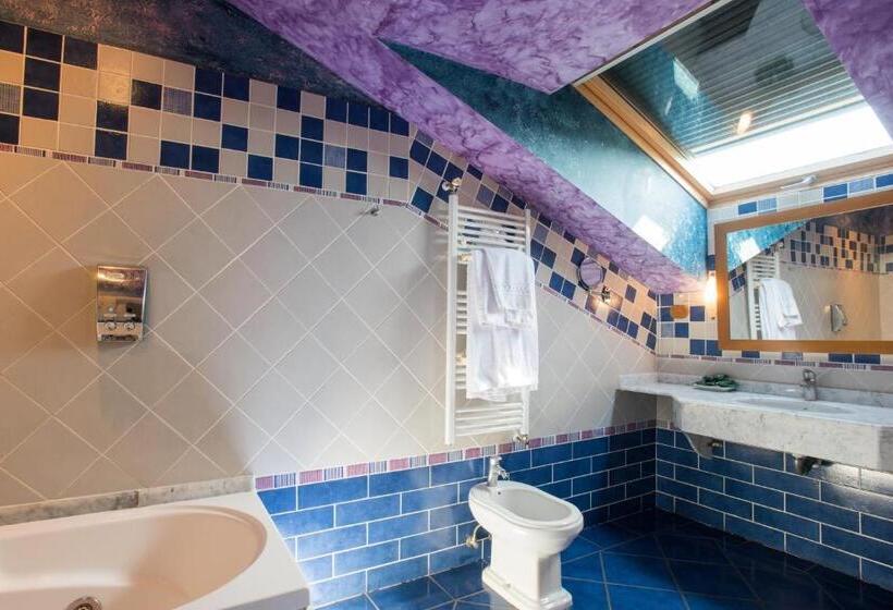 标准三人间, Spa Villa Pasiega