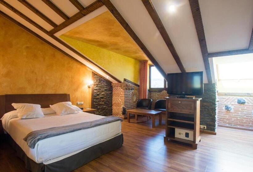 Номер Стандарт Трехместный, Spa Villa Pasiega