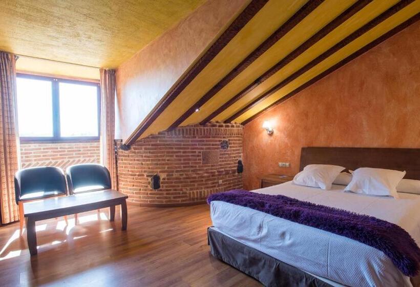 标准三人间, Spa Villa Pasiega