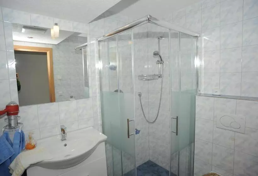 Standard-huone, Gasthaus Pension Fischerkeller