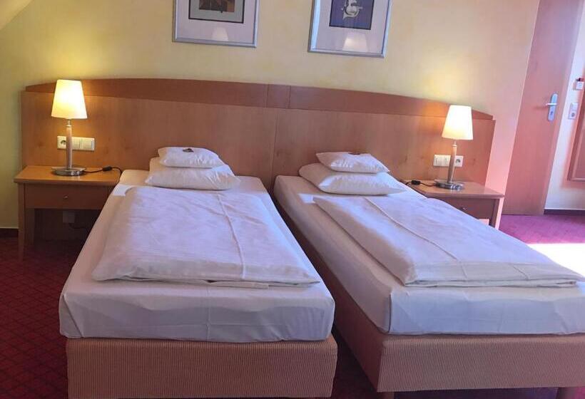 Quarto Superior, Businesshotel Heilbronn  Biberach