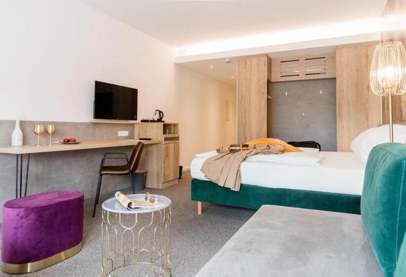 コンフォートルーム, Garni Villa Toskana