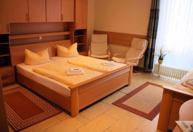 Номер Стандарт, Heidekönig Hotel Celle