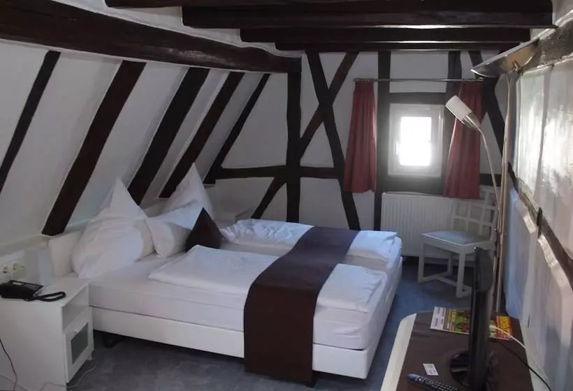 Standard Single Room, Altes Badhaus