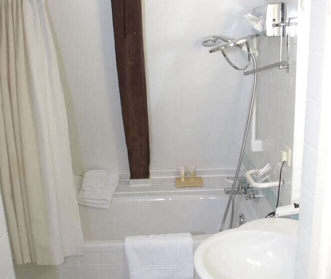 Standard Single Room, Altes Badhaus