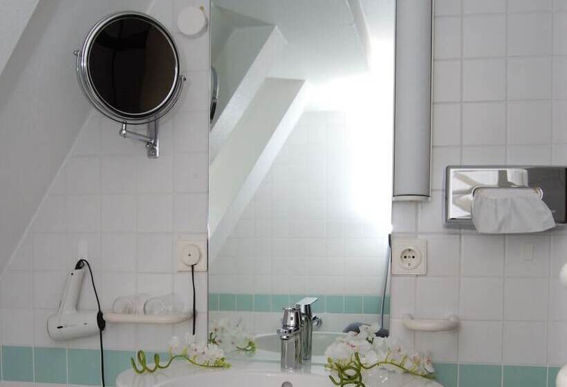 Standard Single Room, Altes Badhaus