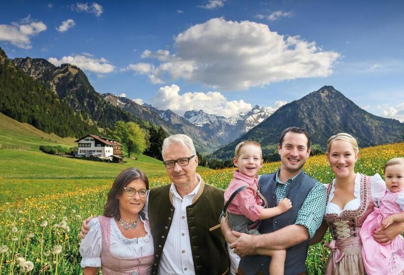 이코노미 싱글 룸, Am Kamin