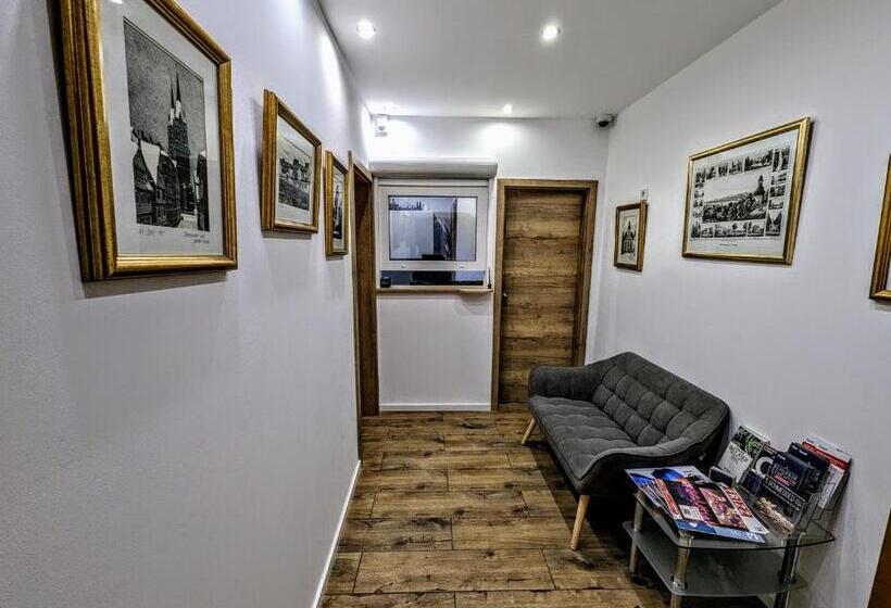 ２ベッドルームアパートメント, Am Rathaus