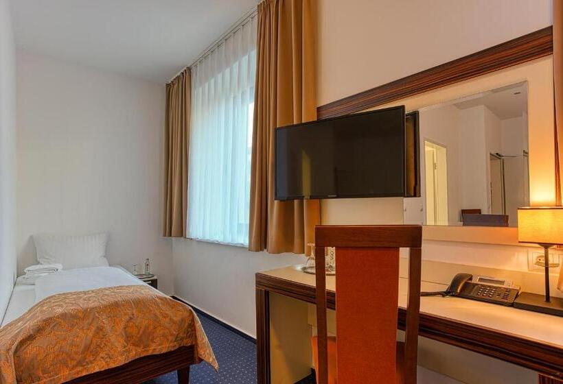 غرفة قياسية فردية, Centro Hotel Braunschweig, Trademark Collection By Wyndham