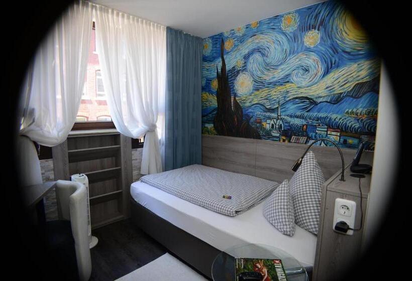 Quarto Estandar Individual, Granus