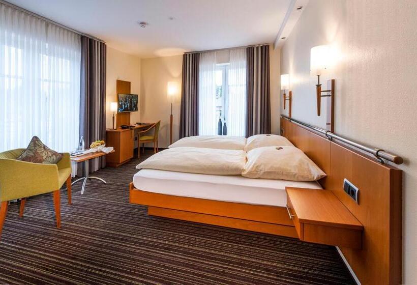 Номер Стандарт Индивидуальный, Hilker