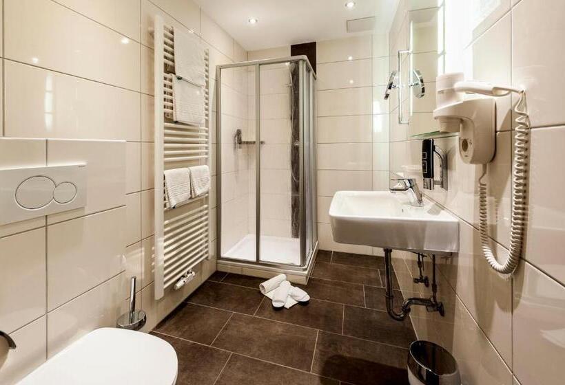 Номер Стандарт Индивидуальный, Hilker