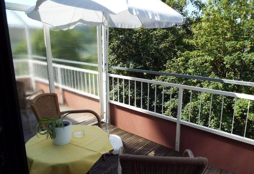 Junior suite with river view, Park