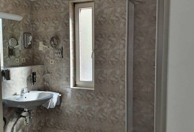 スタンダードシングルルーム, Postbauer Heng, E Mobilität, Ladestationen Für Elektroautos