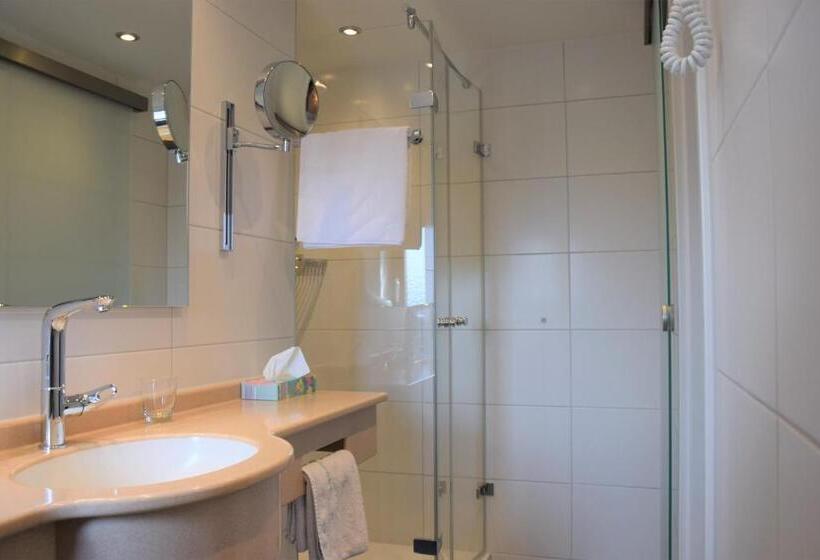 Номер Стандарт Индивидуальный, Restaurant Zur Linde