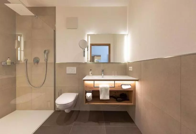 Deluxe Room, Restaurant Zur Linde