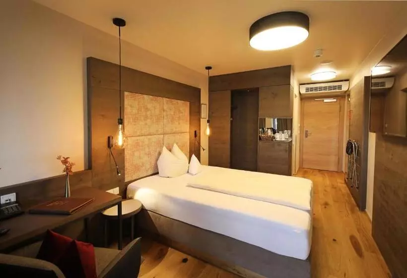 اتاق استاندارد یک نفره, Vilstaler Hof Landgasthof &