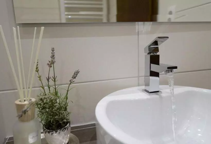 スタンダードルーム, Land Gut Hotel Zum Löwen Garni