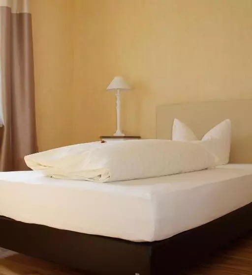 Comfort Yhden Hengen Huone, Landhotel Franck Garni