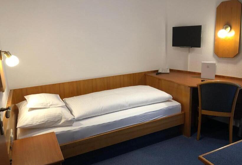 חדר סטנדרט יחיד, Landhotel Gasthof Zur Krone