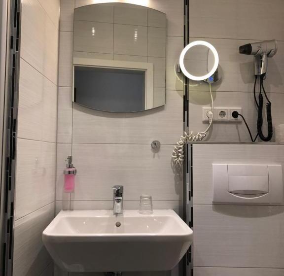 חדר סטנדרט יחיד, Landhotel Gasthof Zur Krone