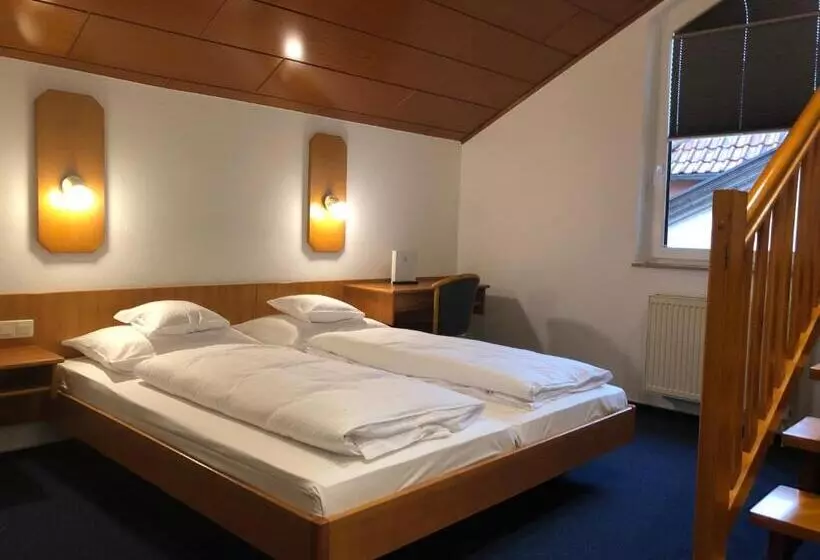 اتاق استاندارد, Landhotel Gasthof Zur Krone
