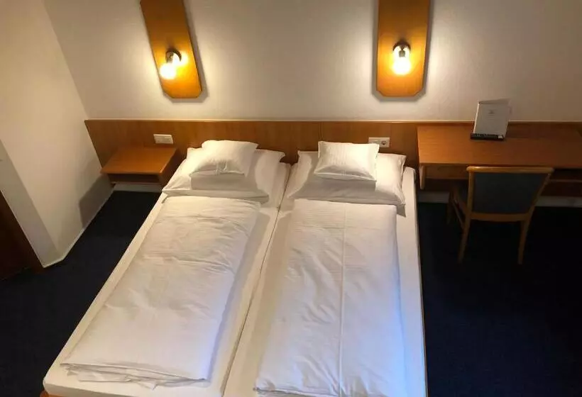 اتاق استاندارد, Landhotel Gasthof Zur Krone