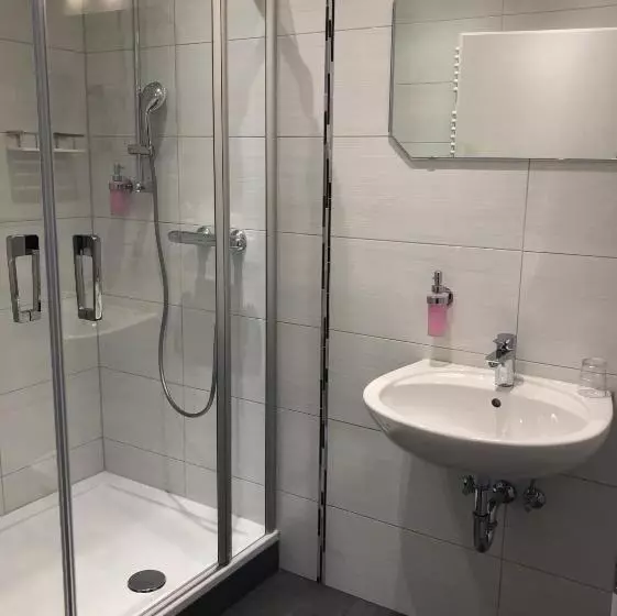 اتاق استاندارد, Landhotel Gasthof Zur Krone