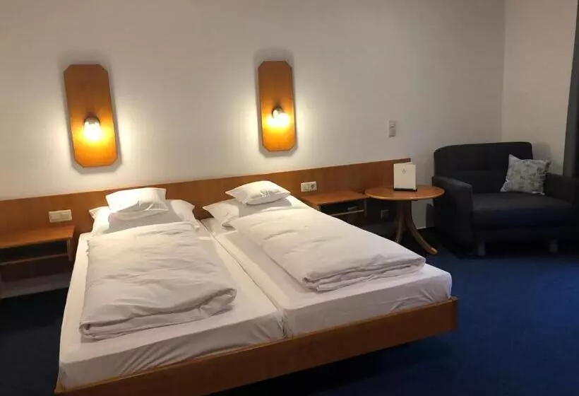 اتاق خانوادگی, Landhotel Gasthof Zur Krone