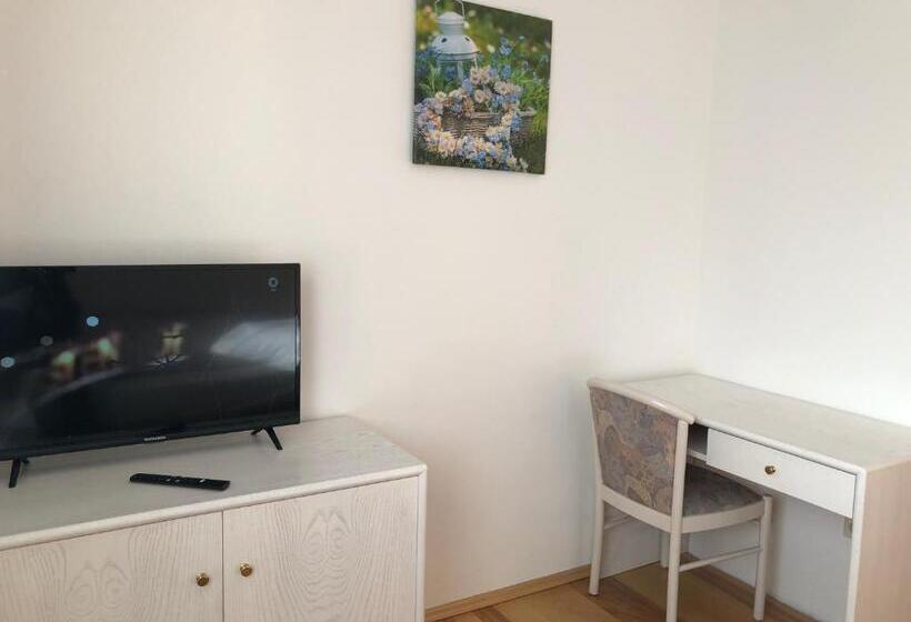 דירת שלושה חדרים, Landhotel Gasthof Zur Krone