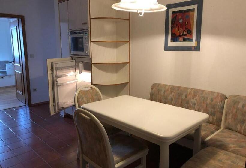 דירת שלושה חדרים, Landhotel Gasthof Zur Krone