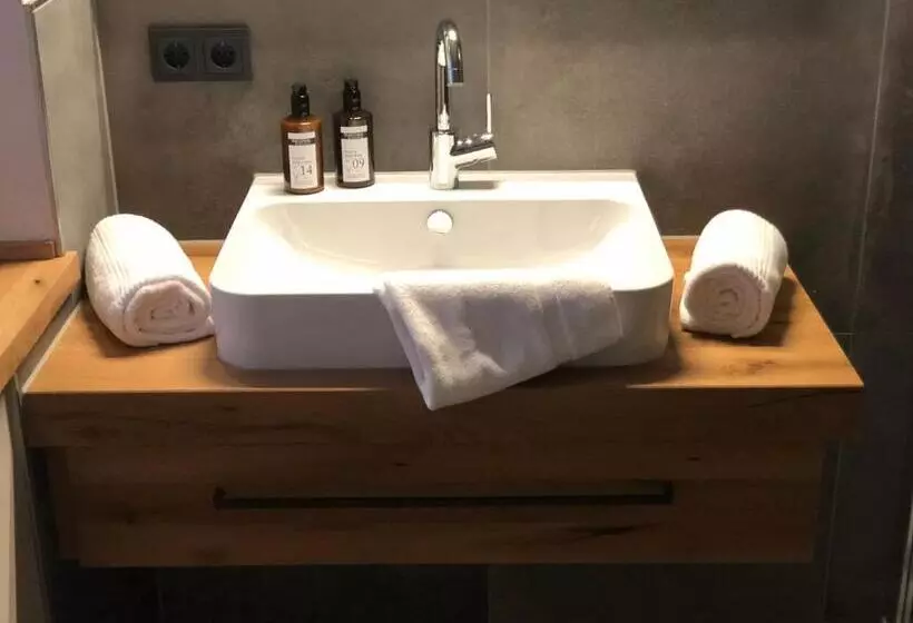 スタンダードシングルルーム, Landhotel Jagdschlösschen