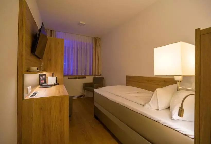 スタンダードシングルルーム, Landhotel Jagdschlösschen