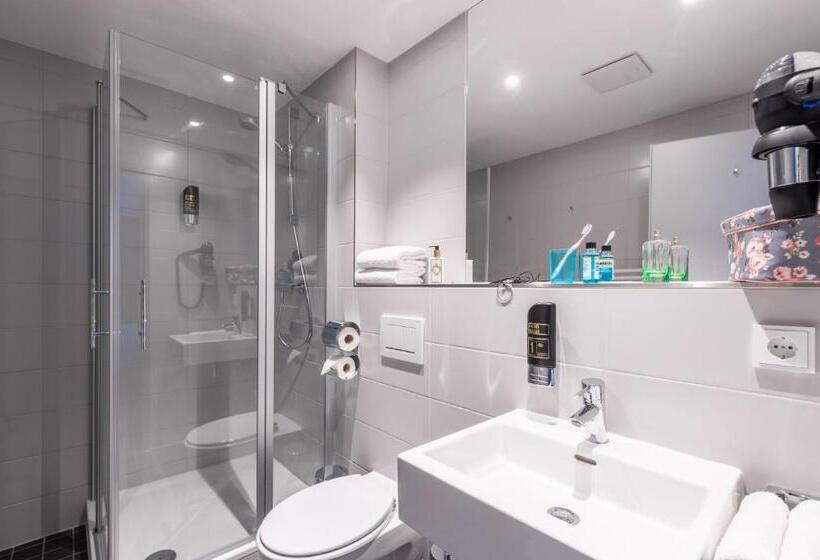 Четырехместный Номер Стандарт, Serways Hotel Reinhardshain Nord