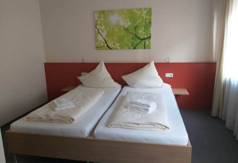 Номер Стандарт, Gasthof Zur Sonne