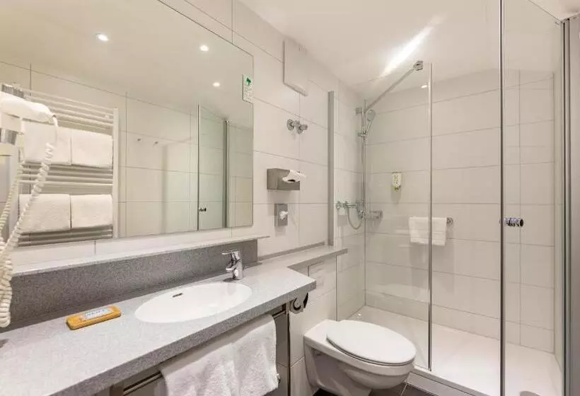 اتاق استاندارد, Familienhotel Löwen