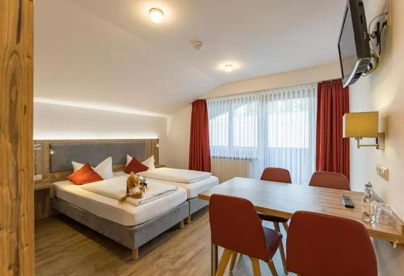 Comfort room with mountain view, Familienhotel Löwen