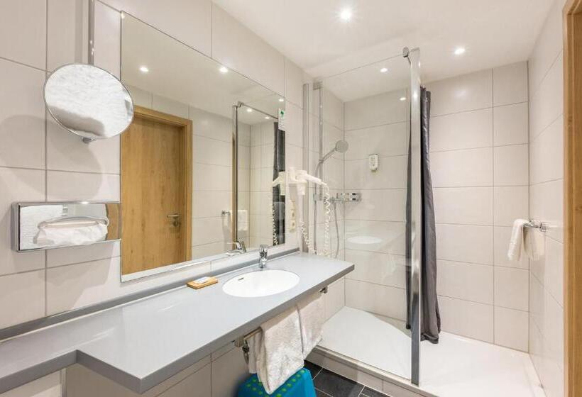 家庭间, Familienhotel Löwen