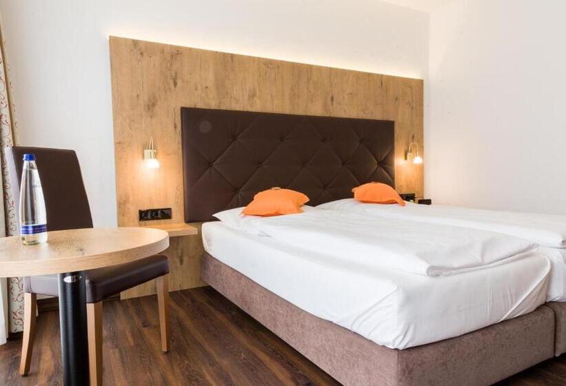 Номер Стандарт, Stadthotel Berggeist