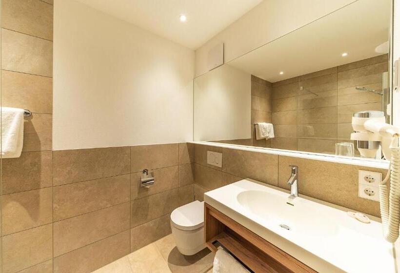 Quarto Deluxe com Balcão, Weinhotel Pfeffer & Salz