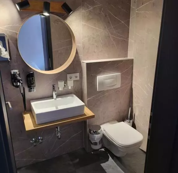 اتاق استاندارد یک نفره, Casa Italia