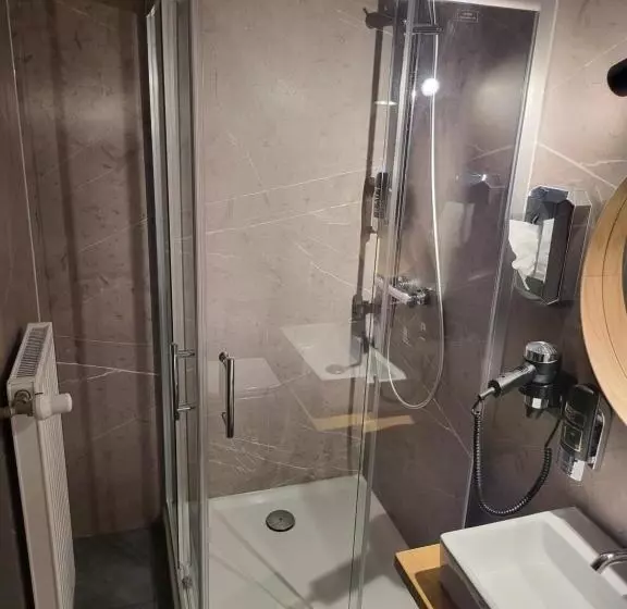 اتاق استاندارد یک نفره, Casa Italia