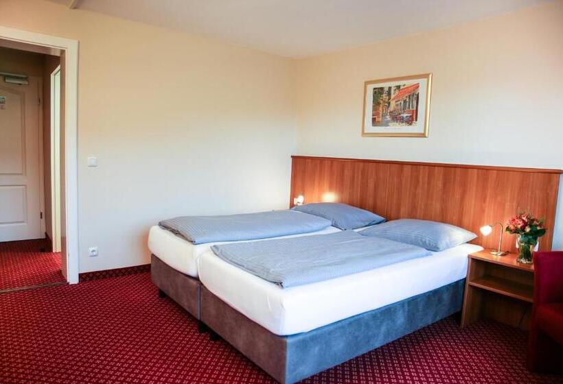 标准间, Friedenseiche